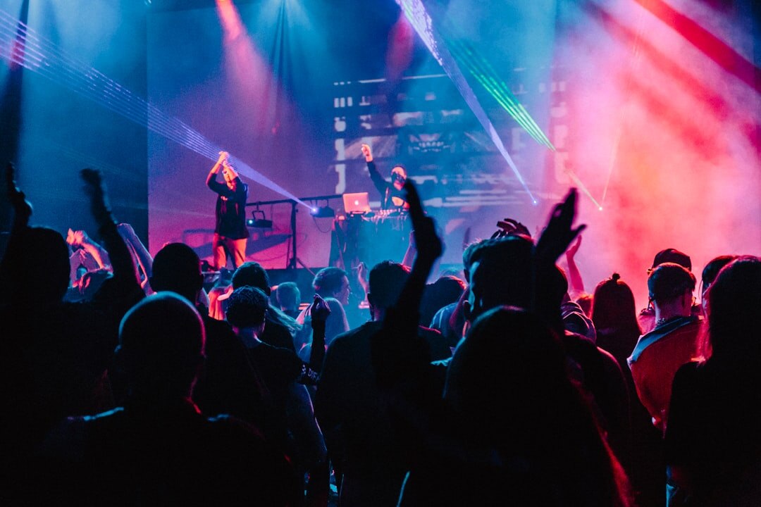 concert audience cheering